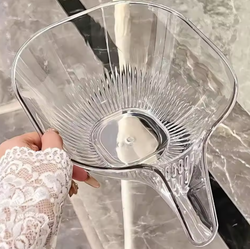 Multifunctional Draining Basket with Spout (Buy 1 Get 1)